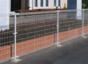 Mesh fence